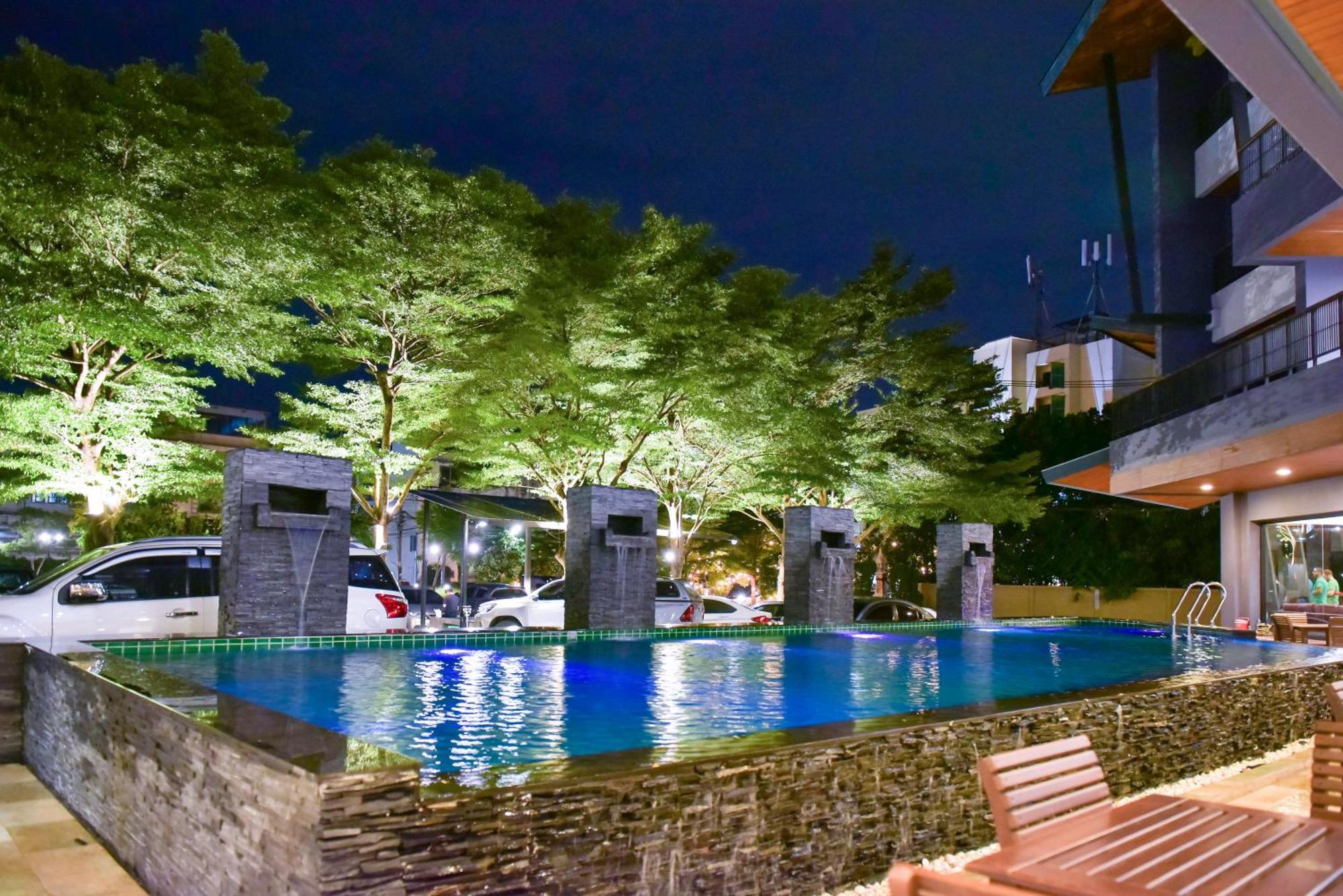 Hotel The Proud Exclusive Hotel-sha Nakhon Pathom